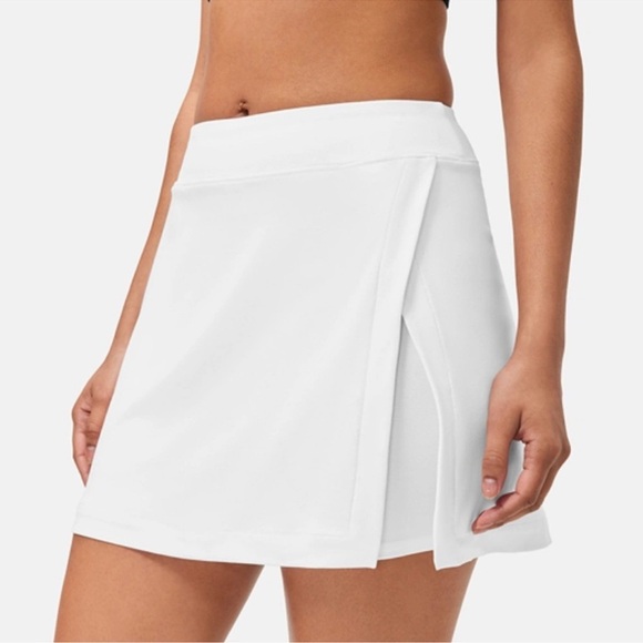 Outdoor Voices Court Skort 4.5” | Size: Medium | Excellent Condition - Picture 8 of 9